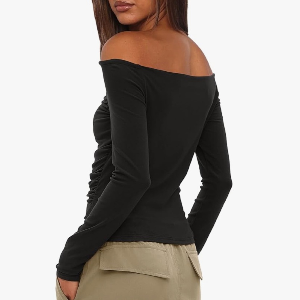 NWT Women's Black Off The Shoulder Long Sleeve Form Fitting Ruched Top XS - Picture 2 of 10